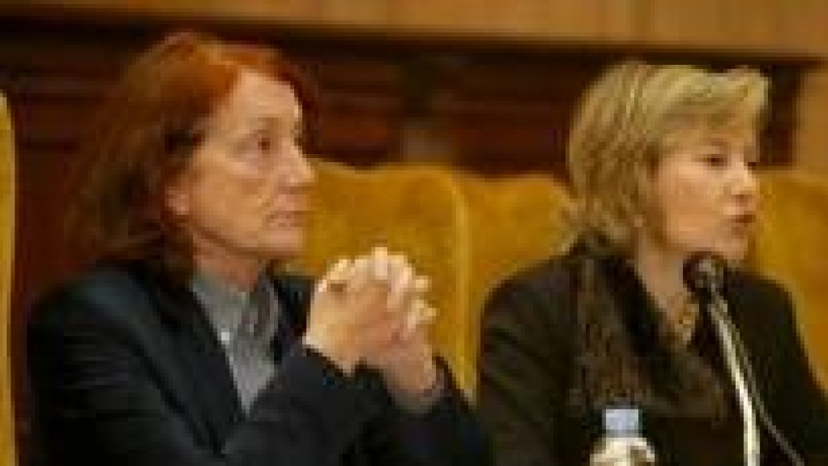 Rosa Regás y Amparo Valcárce, en una imagen de archivo
