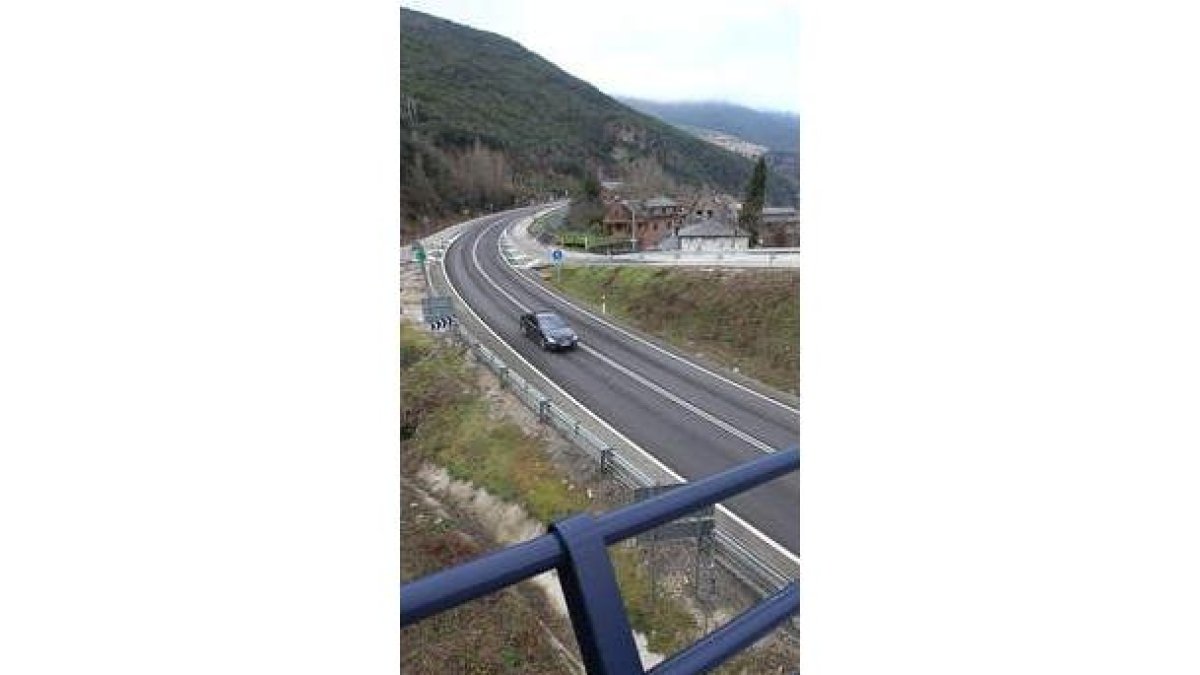 La A-76 está proyectada cerca de este vial de La Barosa.