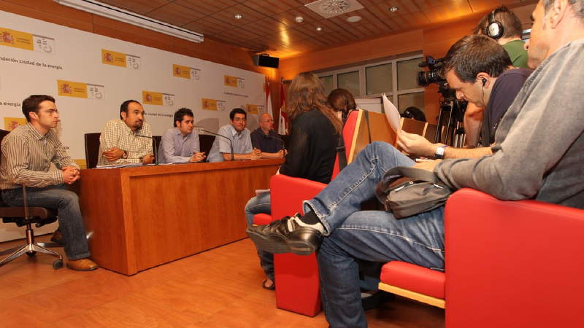 Los miembros del comité, durante una comparecencia a principios de mes.