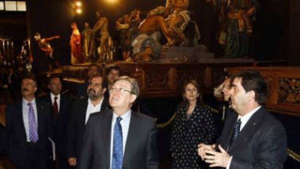 José Manuel Fernández Santiago en la presentación del libro «Semana Santa en Castilla y León&r