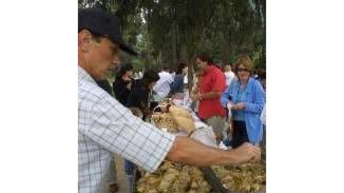 Las degustaciones gastronómicas no faltaron en la fiesta