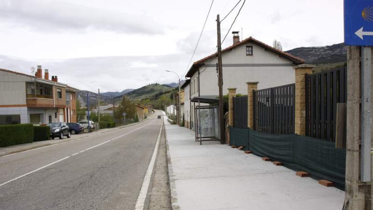 Actuaciones en la margen derecha de la N-625 en Sorriba. CAMPOS