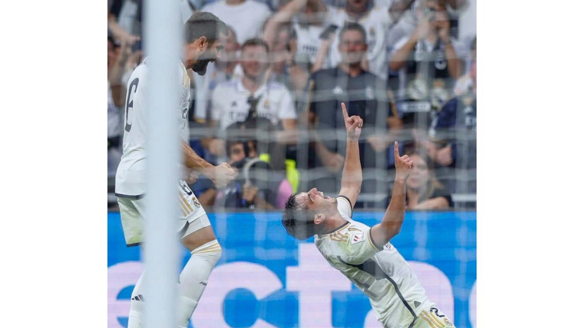 Brahim celebra su gol, el que abría la cuenta para el Real Madrid frente a la UD Las Palmas. JIMÉNEZ