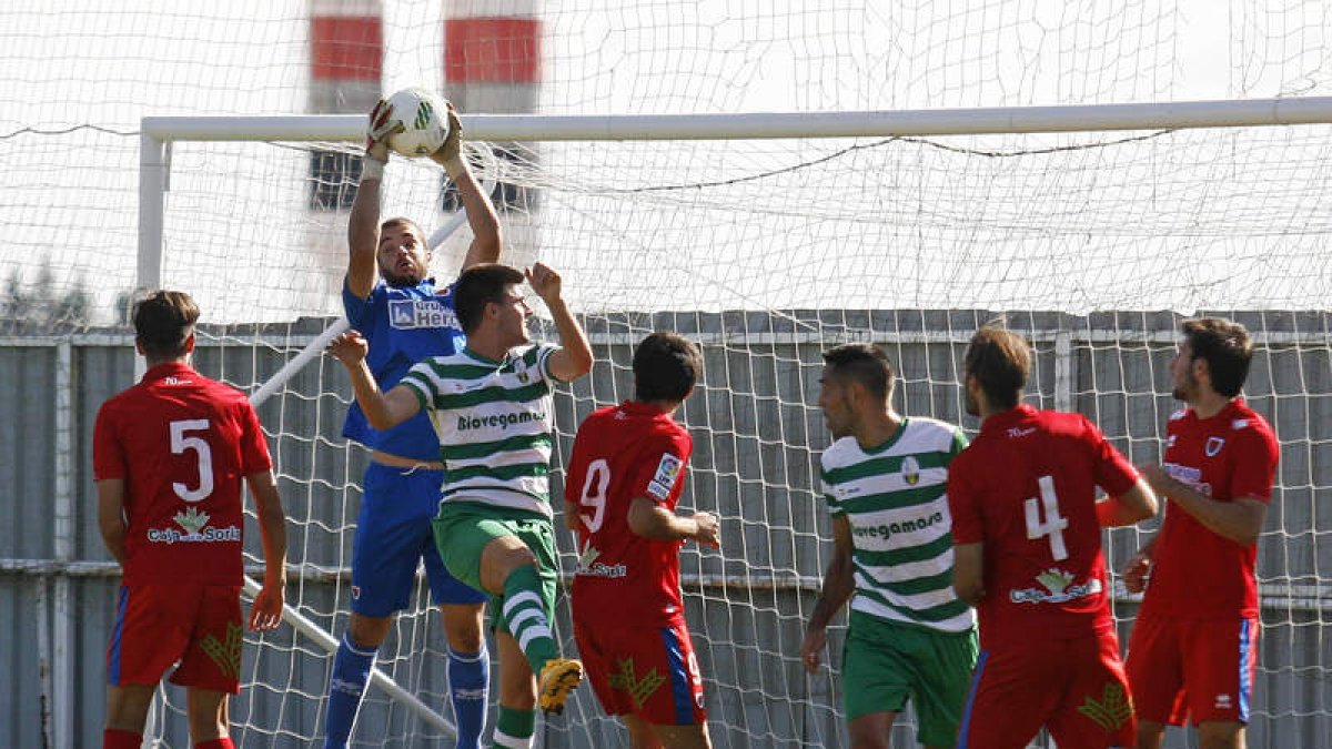 El equipo virginiano sumó tres puntos de oro ante el filial numantino en tierras sorianas. F. OTERO