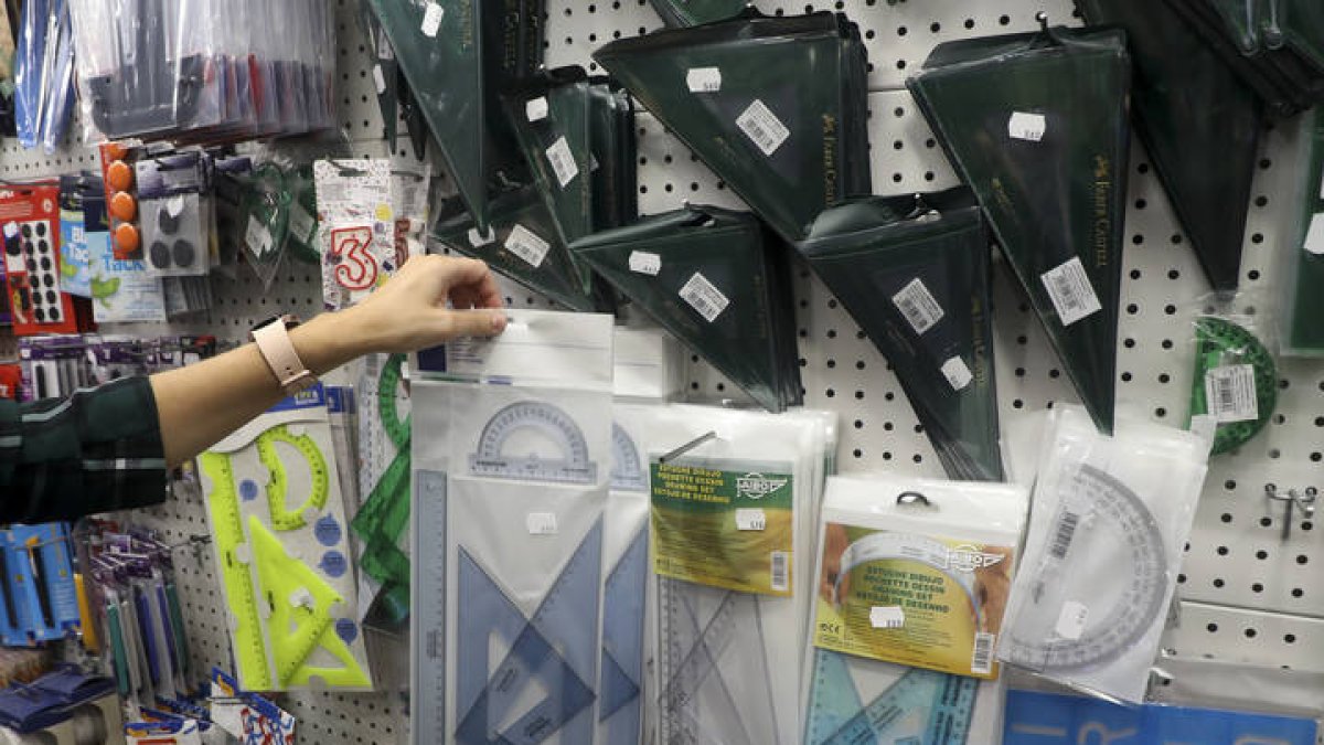 Material escolar para la vuelta al cole. XÓAN REY