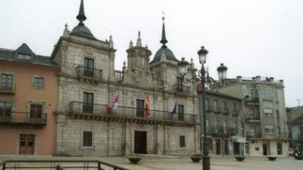 Imagen exterior del Ayuntamiento de Ponferrada.