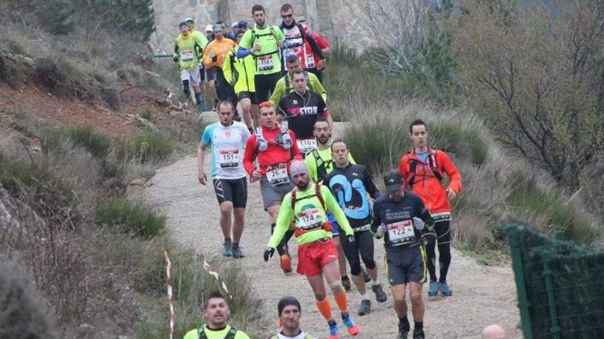 La Biosfera reunió en la línea de salida a 250 ultratletas.