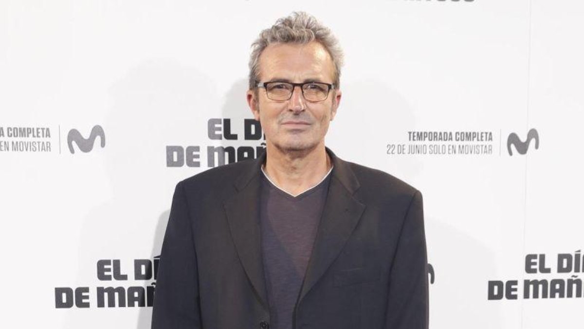 El director y presidente de la Academia de Cine, Mariano Barroso, en la presentación de la serie El día de mañana.