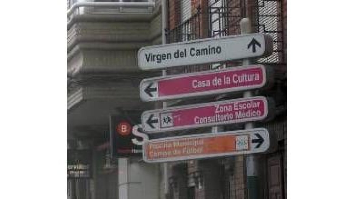 Trobajo del Camino es la zona donde existe mayor señalización