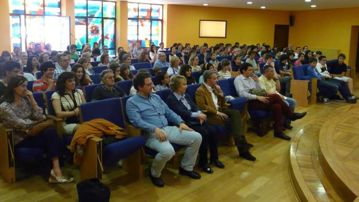 Los alumnos y sus familias asistieron al acto de fin de curso.