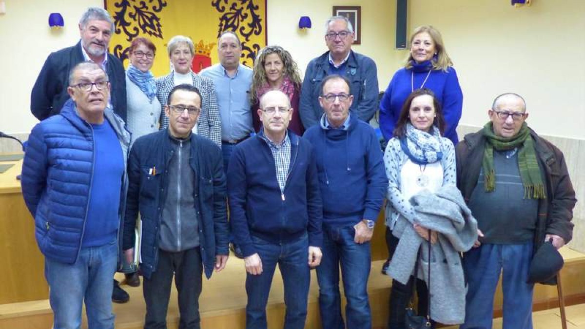 Los miembros de la mesa que velará por los intereses sanitarios. DL