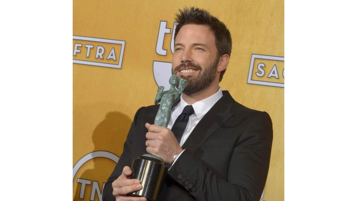 Ben Affleck, ayer en Los Ángeles, al recibir su premio.