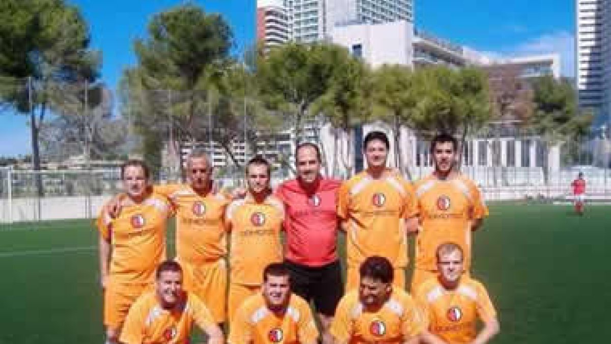 El equipo de colegiados leoneses desplazados a Benidorm.