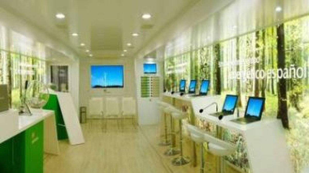 Interior del autobús de Iberdrola, recién remozado