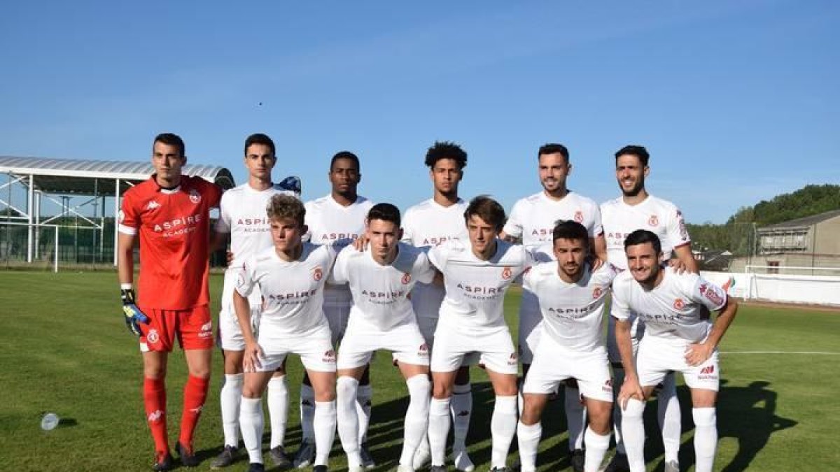 Once inicial de Aira ante el Toralense.