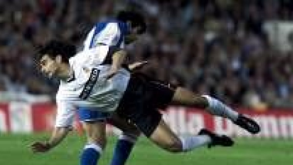 Ayala podría debutar mañana en el campeonato liguero frente al Madrid