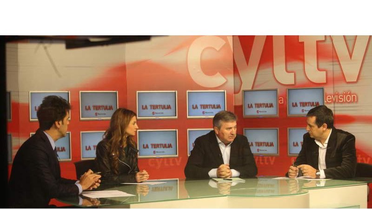 Miguel Ángel Blanco, Marisa Vázquez, Raúl Valcarce y Juan Carlos Franco en el programa La Tertulia de esta semana