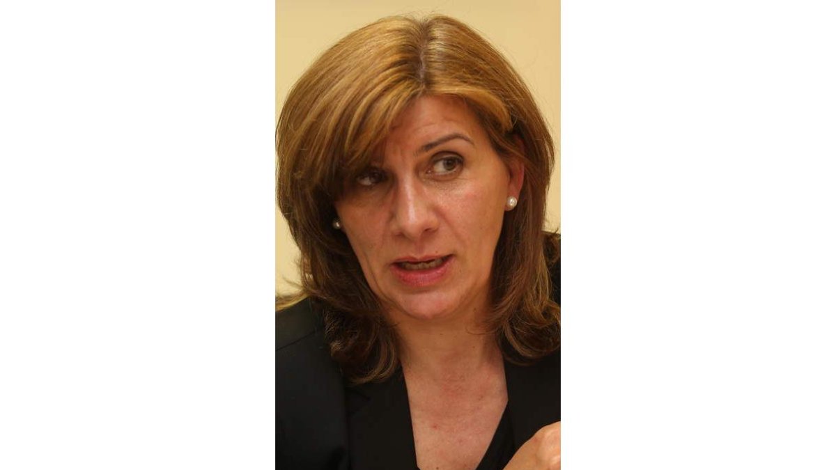 Mari Paz Martínez Ramón. L. D. M.
