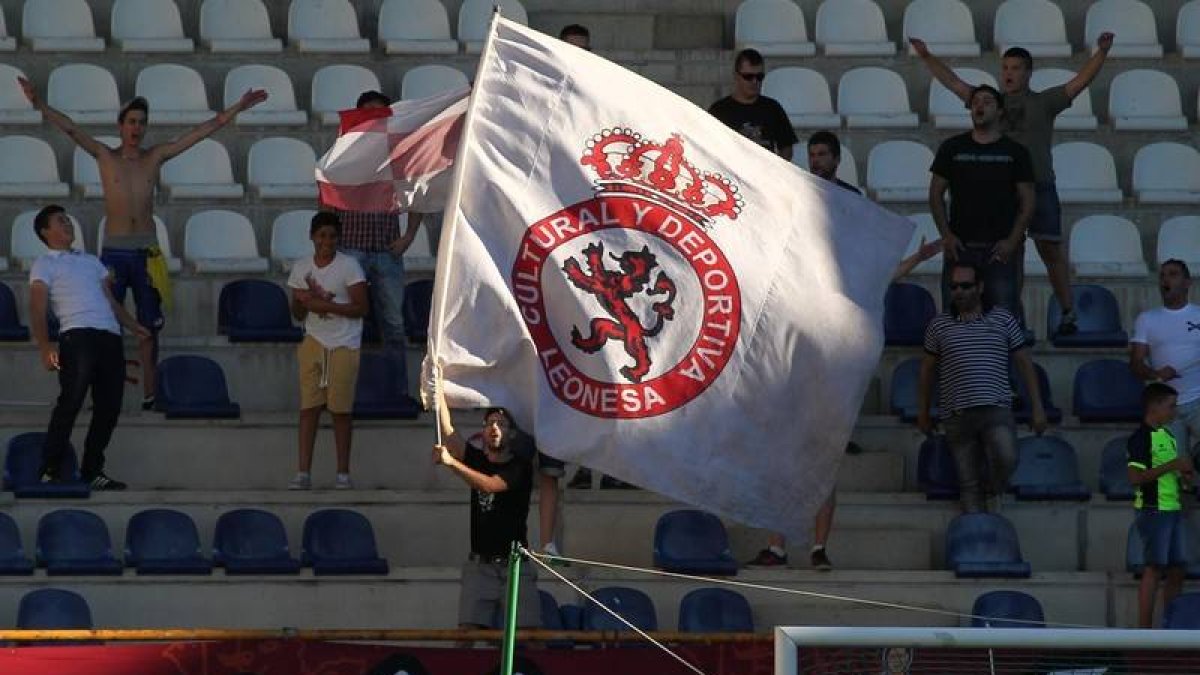 La Cultural perdió un partido frente al Somozas que tiene ganado en los despachos.