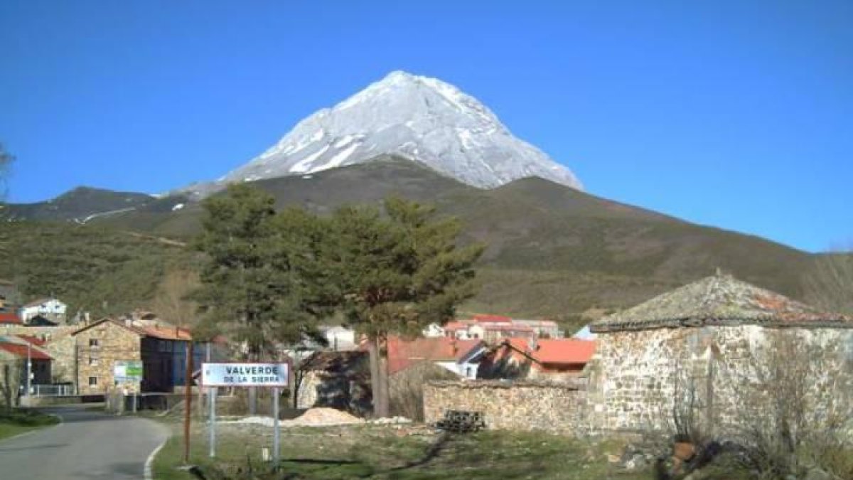 Localidad de Valverde de la Sierra donde se ha encontrado al octogenario muerto.