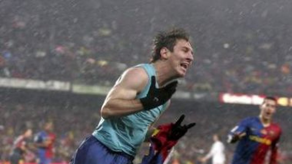 Lionel Messi celebra su gol ante el Real Madrid, el segundo, que sentenció definitivamente el gran d