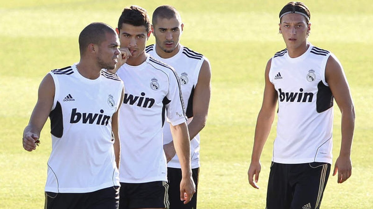 Ronaldo, junto a Pepe, Benzema y Ozil, en el entrenamiento.