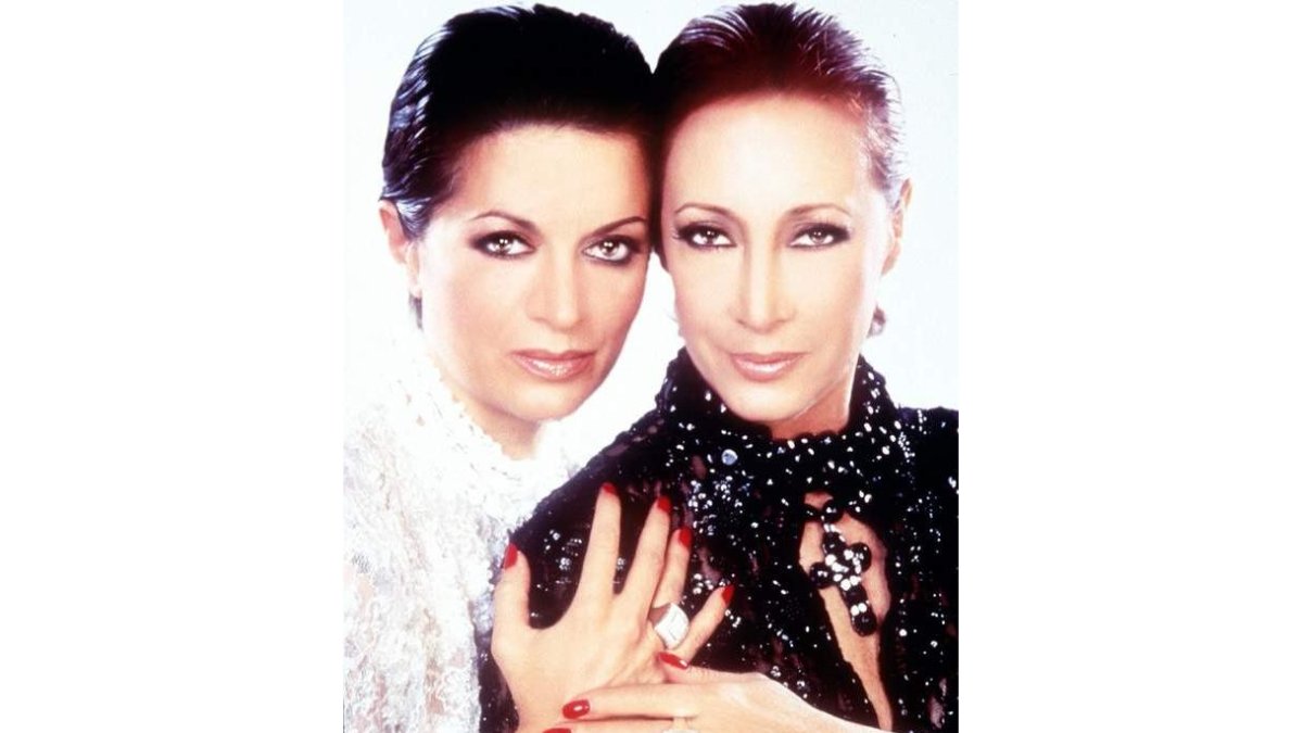 María Mendiola y Mayte Mateo, las integrantes de Baccara. EFE