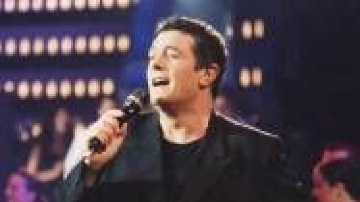 El cantante Francisco amenizará la velada con sus clásicos temas