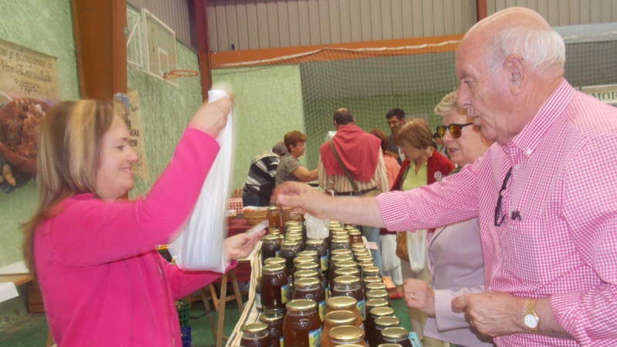La feria contó con numerosos público y ya se prepara la próxima edición.