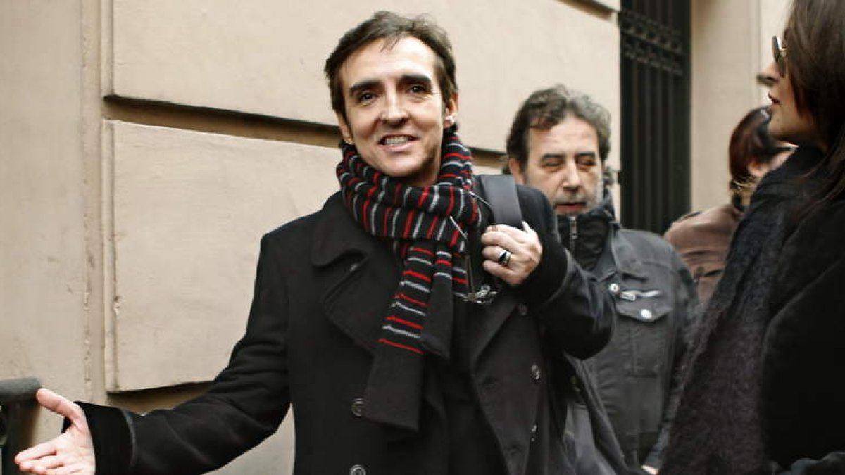 José Ramón Márquez ‘Ramoncín’, ayer al salir del juzgado.