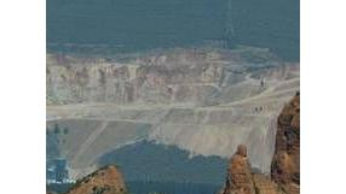 La cantera de Catisa impacta en el paisaje de Las Médulas, declarado Patrimonio de la Humanidad