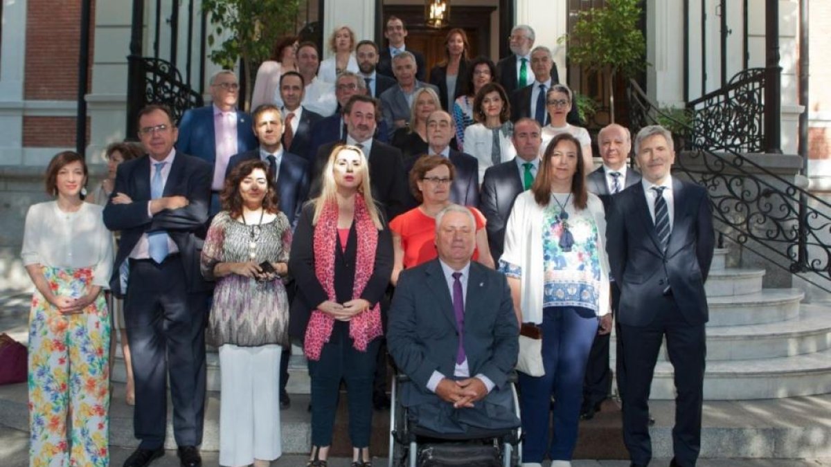 Foto de familia de las víctimas