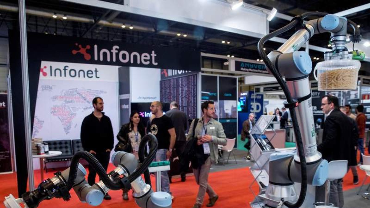 La aplicación de los ‘cobots’ a la industria fue una de las estrellas de la feria tecnológica.