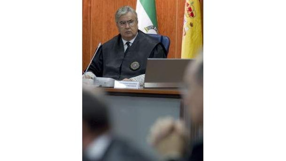 El presidente del tribunal, José Godino, en el juicio.