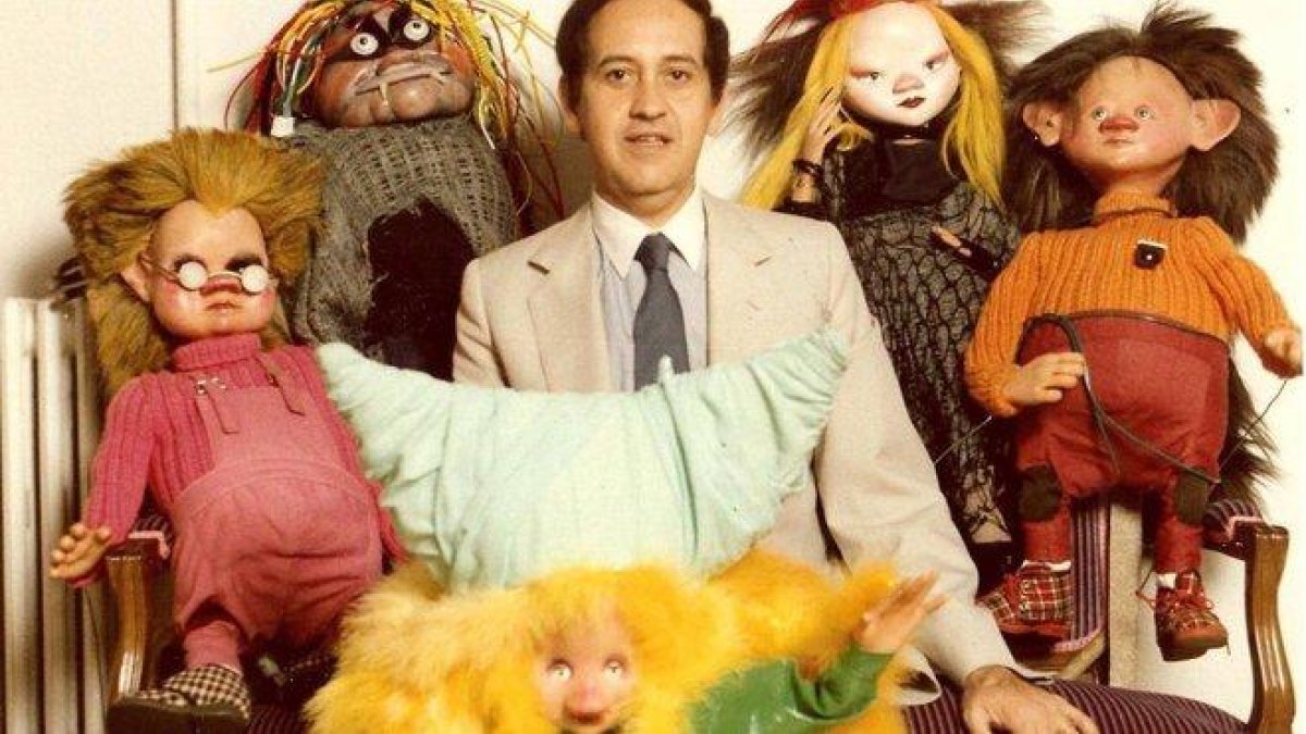 Alejandro Milán, con los Electroduendes de ’La bola de cristal’.