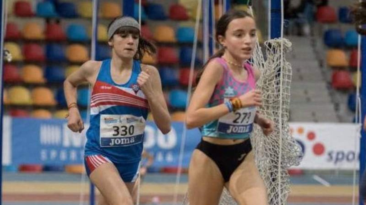Sara Centeno en el Nacional sub-16 en pista cubierta. D.A.