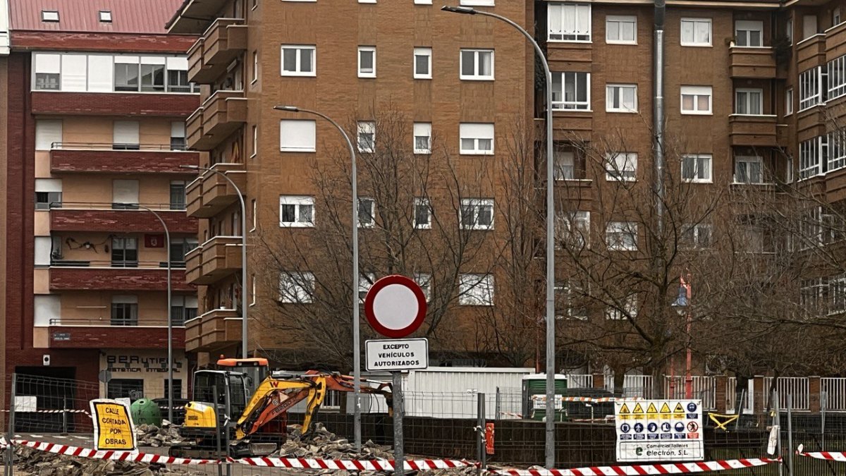 Obras en la calle Felipe Sánchez de León. AYUNTAMIENTO DE LEÓN
