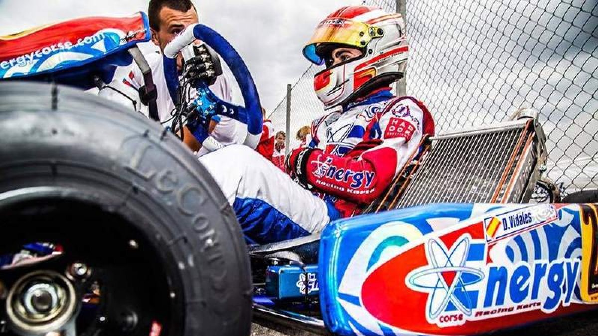 David Vidales se ha convertido en un piloto habitual en los podios de las grandes carreras