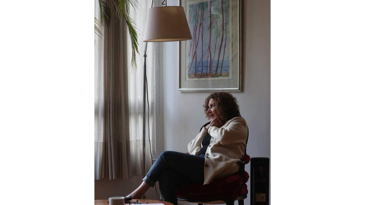 La poeta mexicana Myriam Moscona durante la entrevista