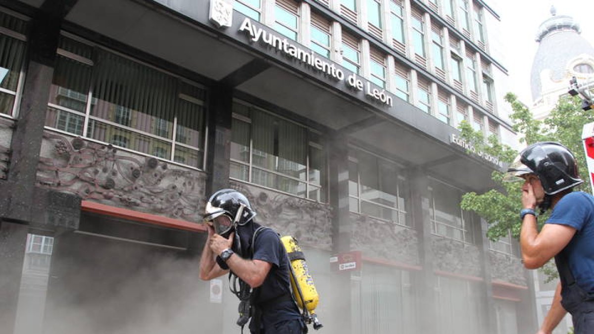 El consistorio de Ordoño II se quemó el 10 de agosto del año 2012. SECUNDINO PÉREZ