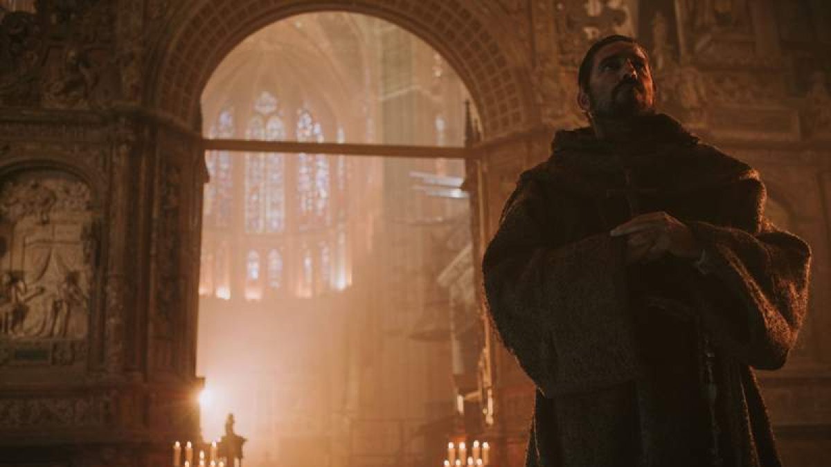 Jim Caviezel en la Catedral.
