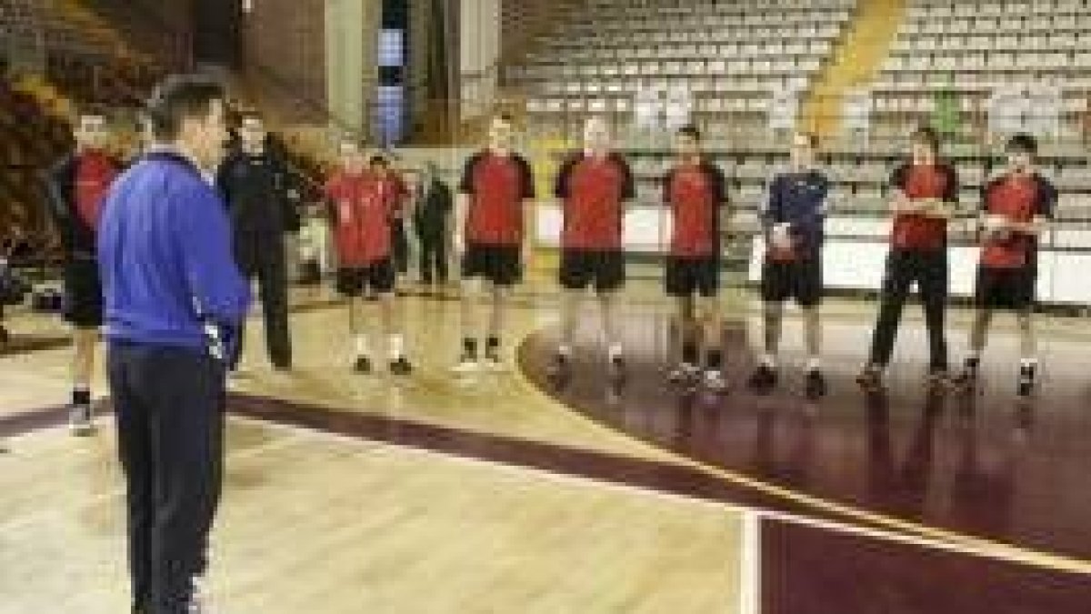 El Ademar se prepara para afrontar las semanas más intensas de la temporada