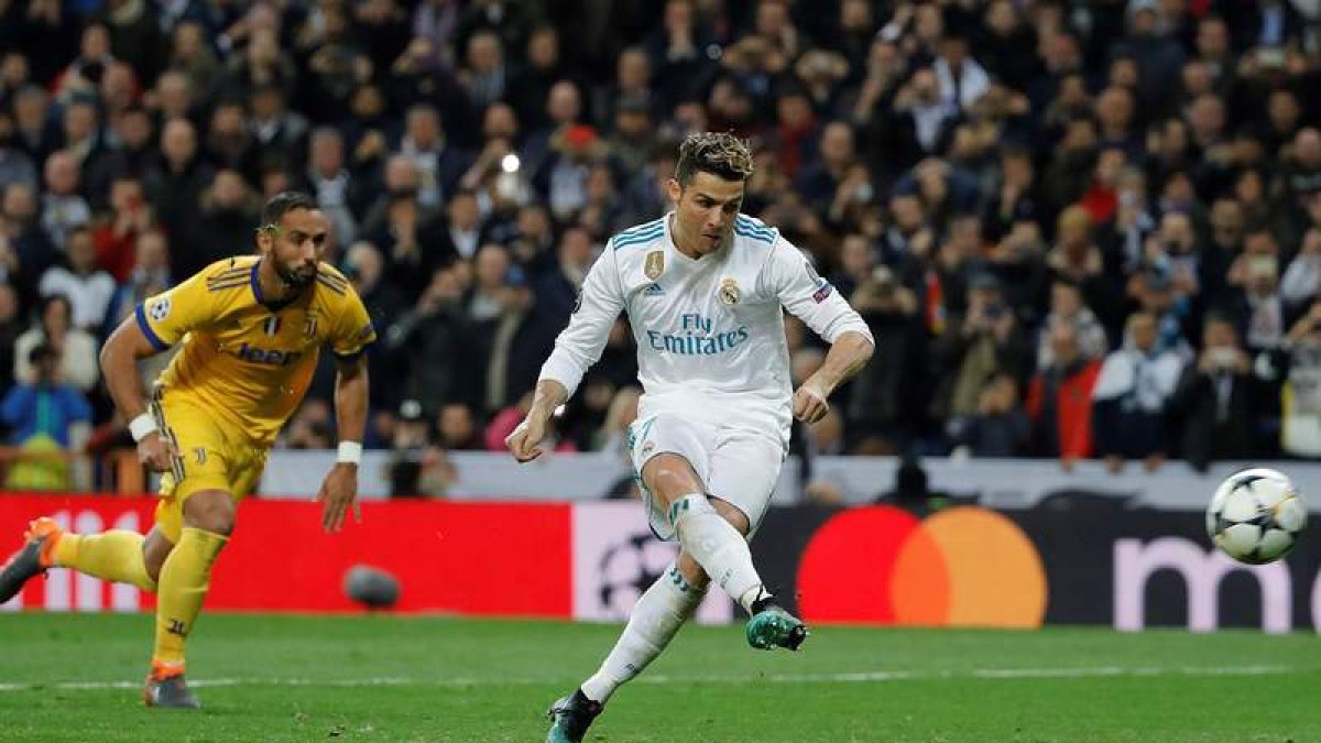 Cristiano Ronaldo jugará con el Real Madrid una nueva semifinal tras eliminar a la Juventus. MARTÍN