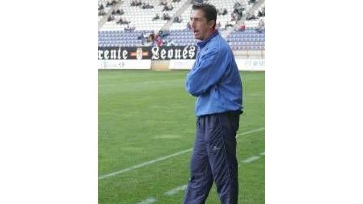 Ángel Luis Pérez, entrenador del Atlético Astorga