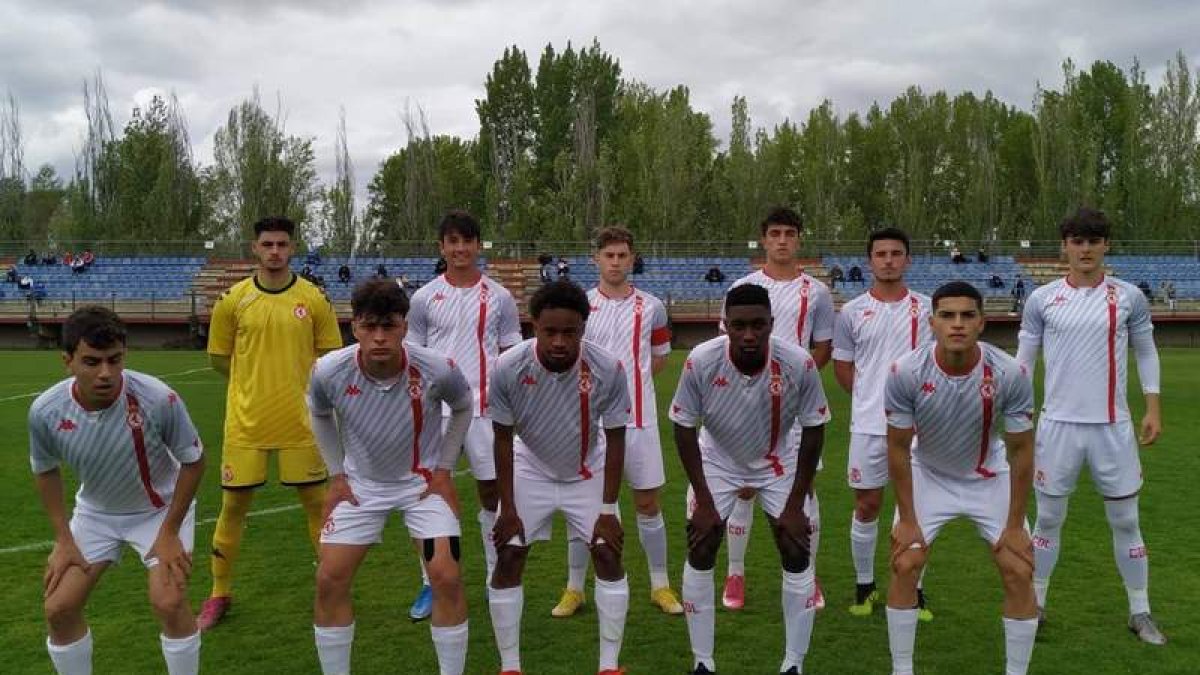 Formación del equipo de la Cultural que milita en la División de Honor Juvenil. CYDL
