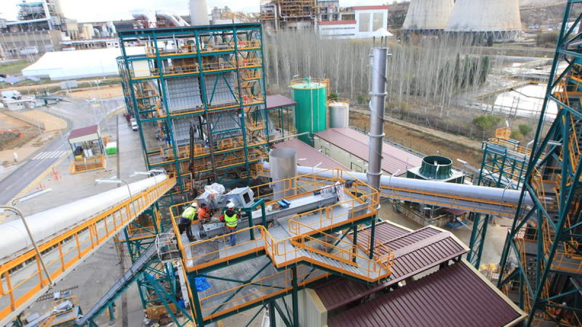 Imagen de archivo de la planta de captura de CO2 en Cubillos del Sil, donde se han invertido 166 millones de euros.