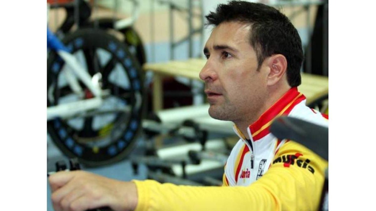 Escuredo es el actual seleccionador nacional de pista.