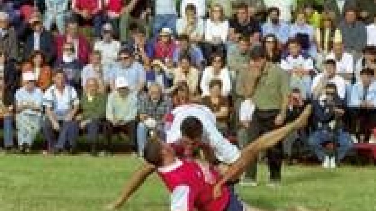 Clemente Fuertes está llamado a ser el campeón de la categoría en medios