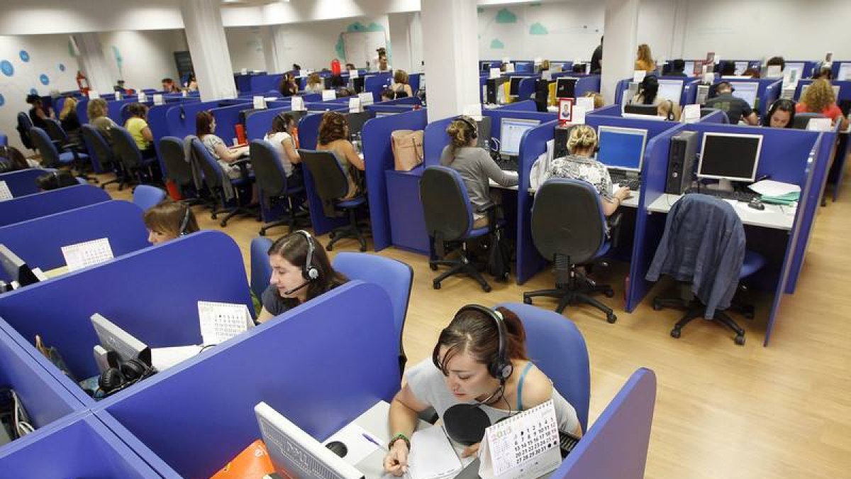 Trabajadores de Pluscontacto
