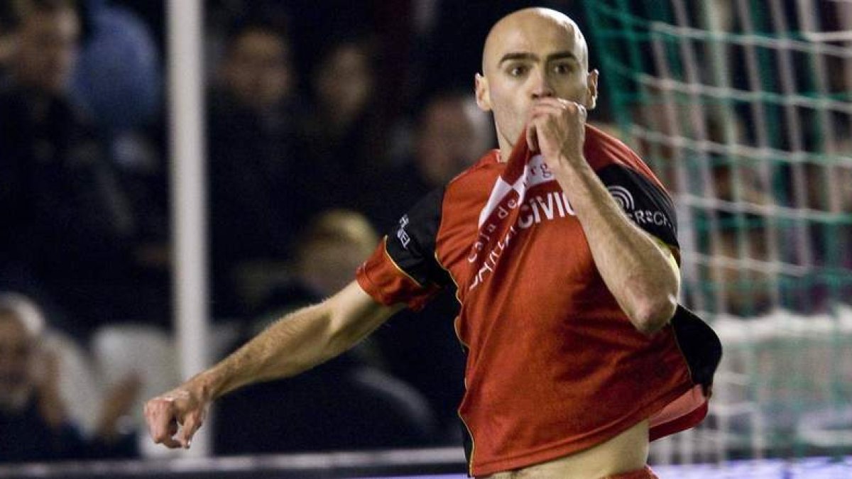 Pablo Infante guardará siempre un gran cariño al Mirandés, rival el domingo de la Ponferradina
